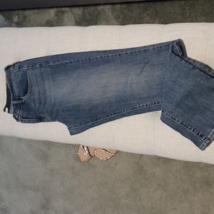Woman's Levi's 505 straight leg jeans